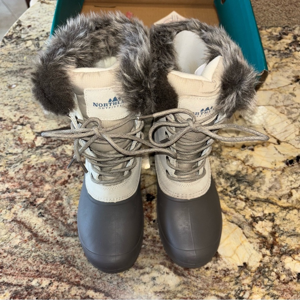 Northeast Outfitters Boots NEW - Picture 3 of 6